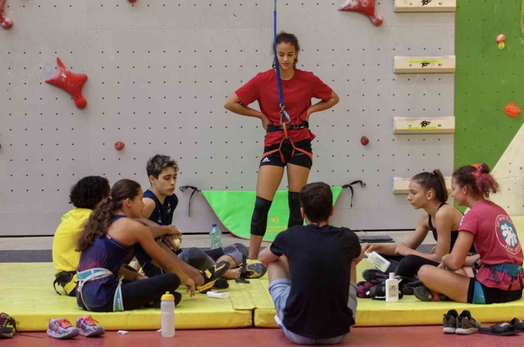 Regroupement inter-pôles