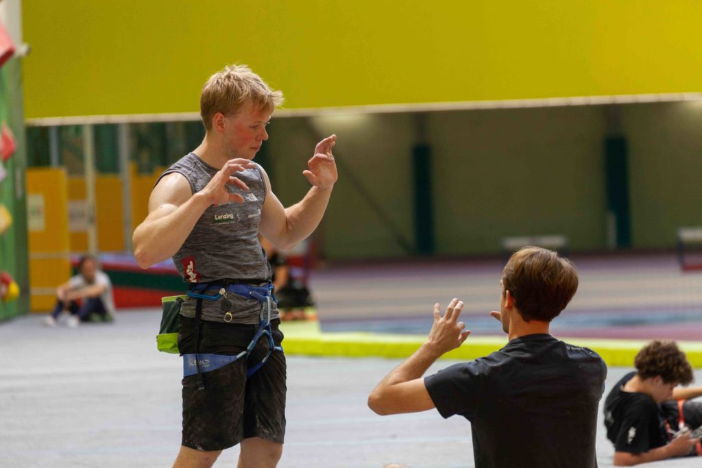 Regroupement inter-pôles