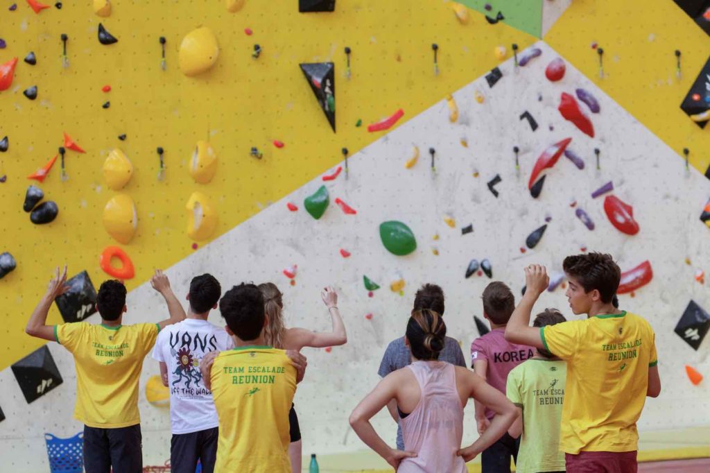 Regroupement inter-pôles