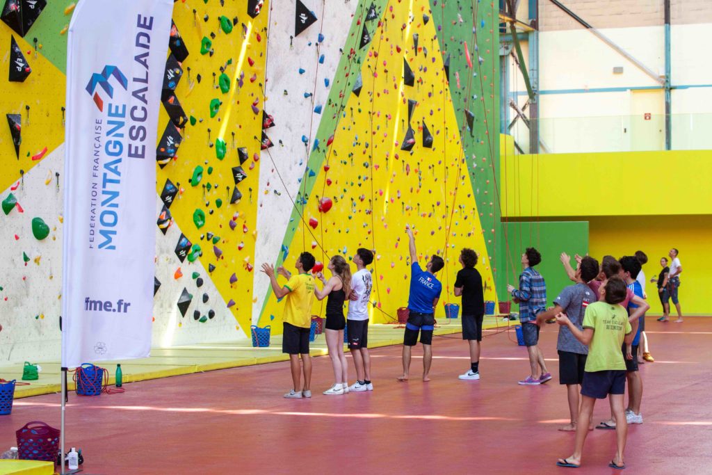 Regroupement inter-pôles